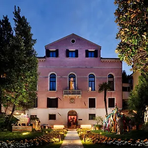 https://palazzo-venart.hotelinveneto.com
